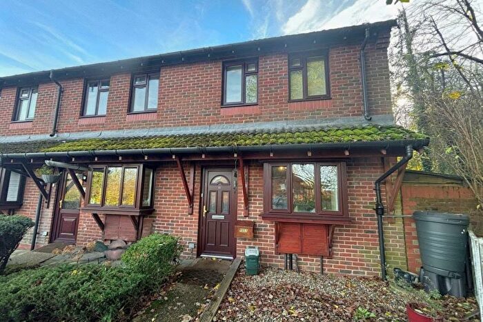 3 Bedroom Terraced House To Rent In Woking, GU21