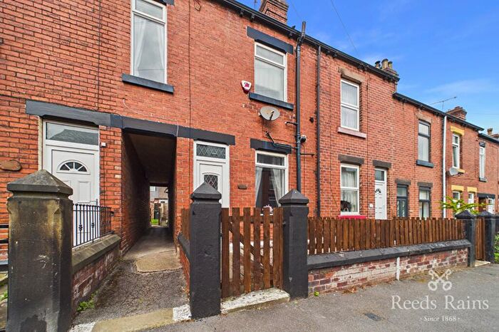 3 Bedroom Terraced House For Sale In Slate Street, Sheffield, S2