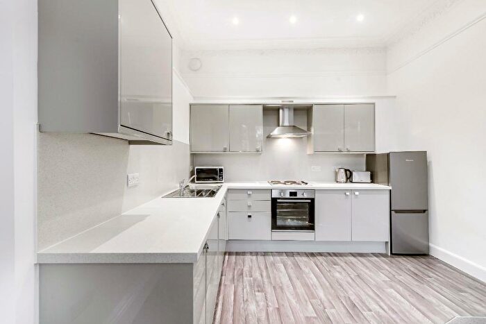 5 Bedroom Flat To Rent In Elgin Terrace, Hillside, Edinburgh, EH7