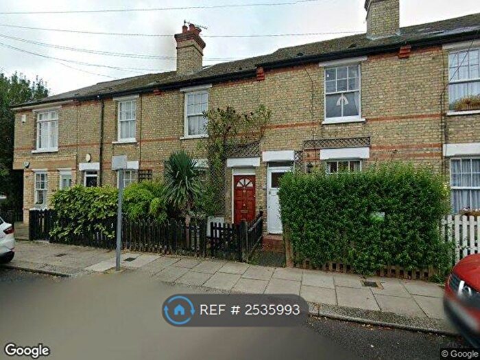 2 Bedroom Terraced House To Rent In Alston Road, Barnet, EN5