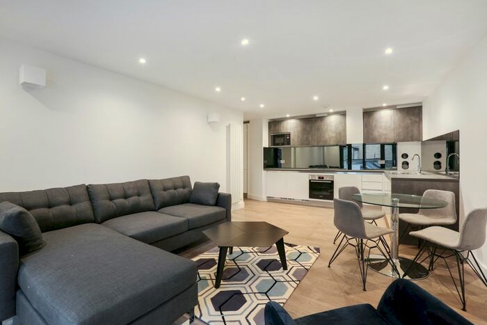 2 Bedroom Flat To Rent In Commercial Road, Whitechapel, London, E1