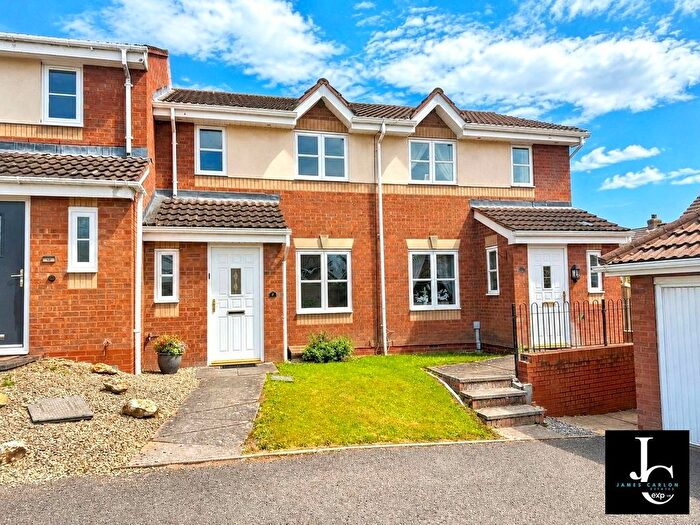 2 Bedroom Terraced House For Sale In Churchward Drive, Telford, TF3
