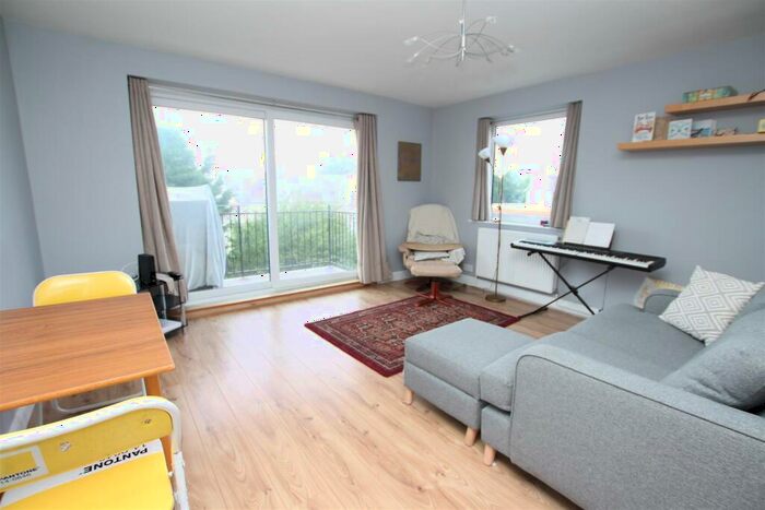 1 Bedroom Flat To Rent In Dyke Road, Hove, BN3