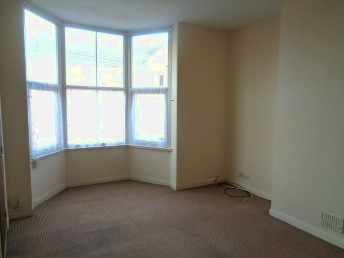 1 Bedroom Flat To Rent In Portland Street, Lincoln, LN5