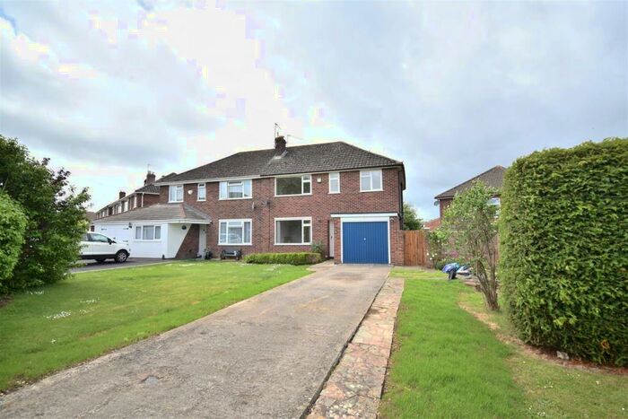 3 Bedroom Semi-Detached House To Rent In Ashwood Way, Hucclecote, GL3