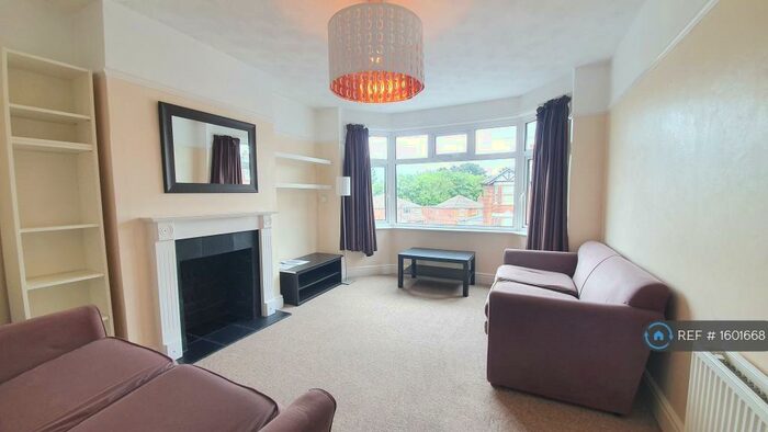 2 Bedroom Flat To Rent In Regents Park, Southampton, SO16