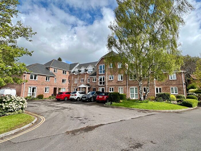 1 Bedroom Property For Sale In Avongrove Court, Taunton - No Chain!, TA1