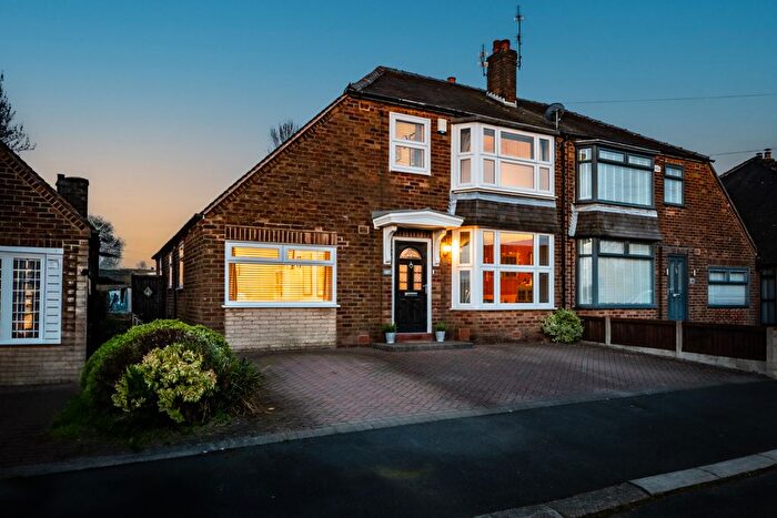 4 Bedroom Semi-Detached House For Sale In Bramhall Avenue, Harwood, Bolton, BL2