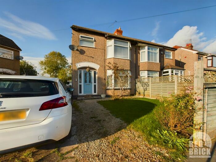 3 Bedroom Semi-Detached House To Rent In Chestnut Tree Avenue, Coventry, West Midlands, CV4