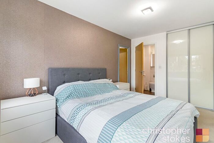 3 Bedroom End Of Terrace House For Sale In Hastings Avenue, Cheshunt, Waltham Cross, Hertfordshire, EN7