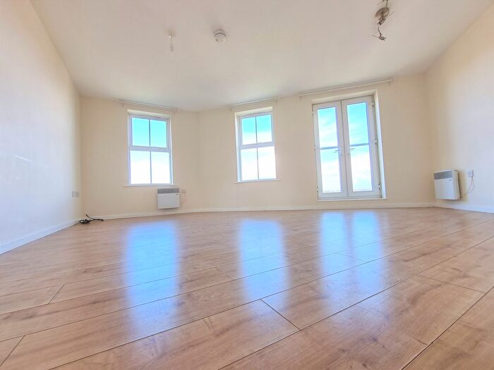 2 Bedroom Flat To Rent In Daniel Hill Mews, Sheffield, S6