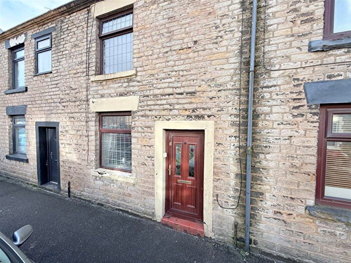 2 Bedroom Terraced House For Sale In Argyle Street, Mossley, OL5