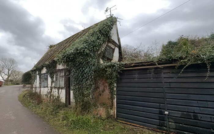 2 Bedroom Property For Sale In Malthouse Lane, Church Lench, Evesham, WR11