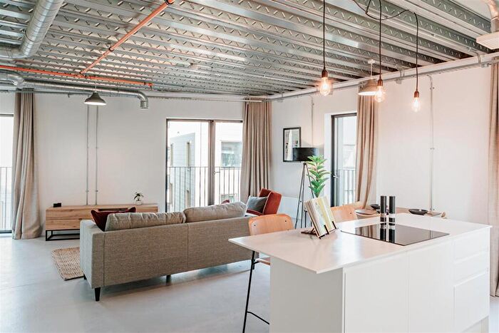 2 Bedroom Apartment To Rent In Aire Lofts, Climate Innovation District, LS9