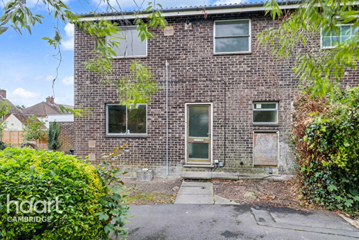3 Bedroom Semi-Detached House For Sale In Ainsdale, Cambridge, CB1