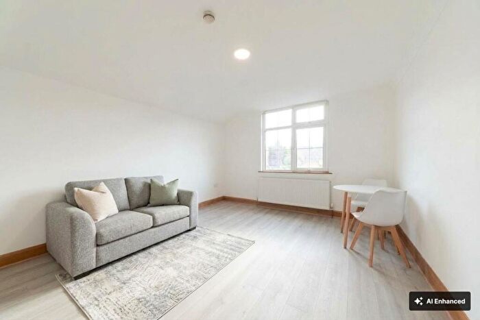 1 Bedroom Flat To Rent In Willesden Lane, London, NW2