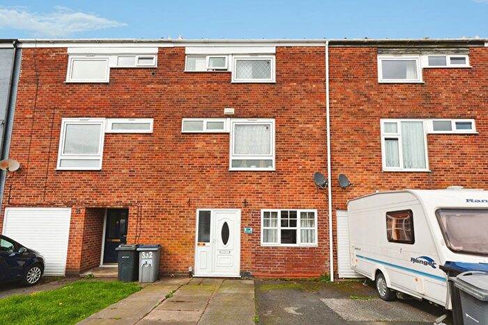 4 Bedroom Terraced House For Sale In Simmons Drive, Birmingham, B32