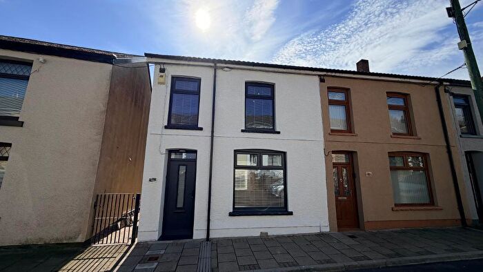 3 Bedroom Terraced House For Sale In Pleasant View, Wattstown, Rhondda, CF39