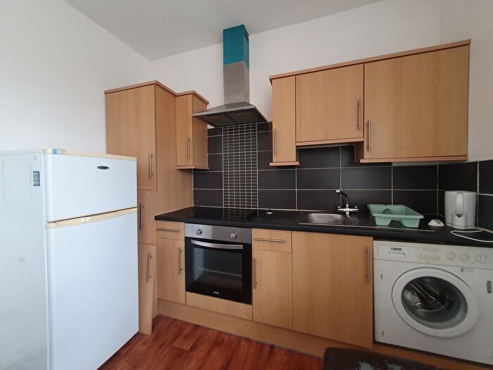 1 Bedroom Flat To Rent In Clifton Street, Adamsdown, Cardiff, CF24
