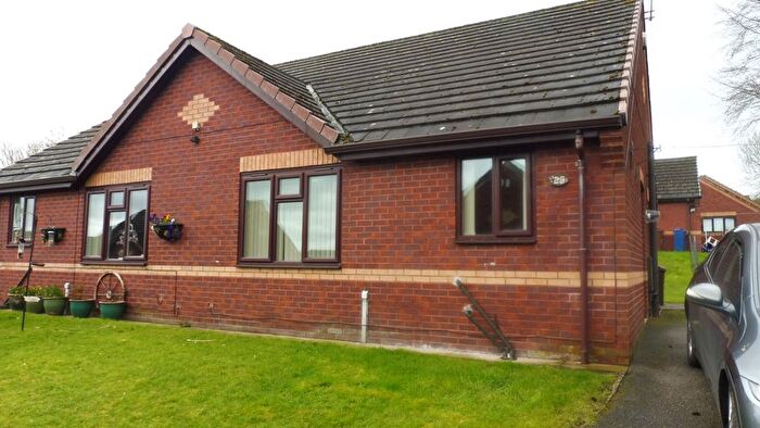 2 Bedroom Semi-Detached Bungalow For Sale In Shroggs Head Close, Darfield, S73