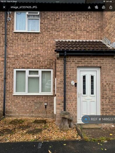 2 Bedroom Terraced House To Rent In Little Field Close, Barnstaple, EX32