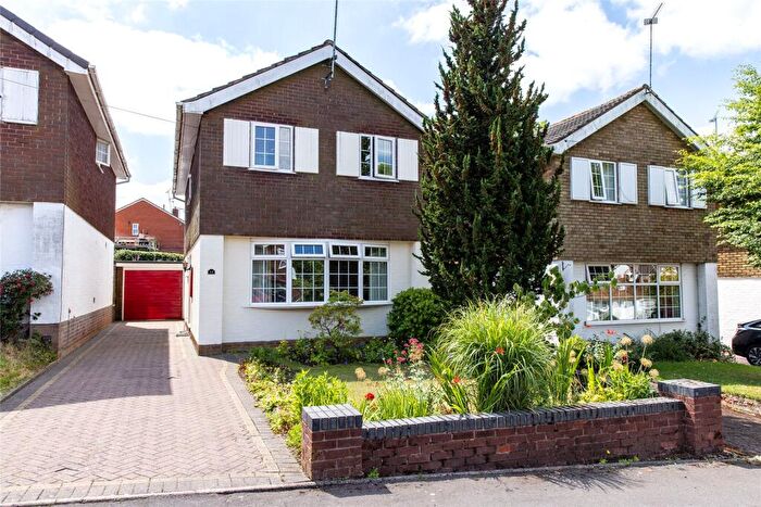 3 Bedroom Detached House For Sale In Suffolk Close, Oldbury, West Midlands, B68