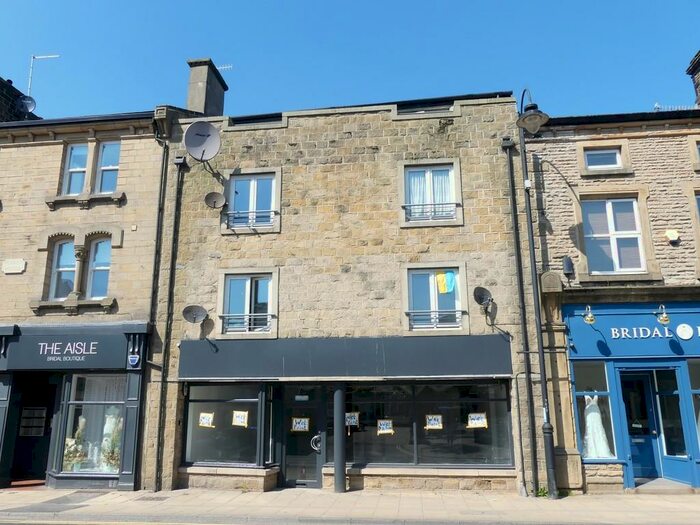 1 Bedroom Flat To Rent In Back Weston Road, Ilkley, LS29