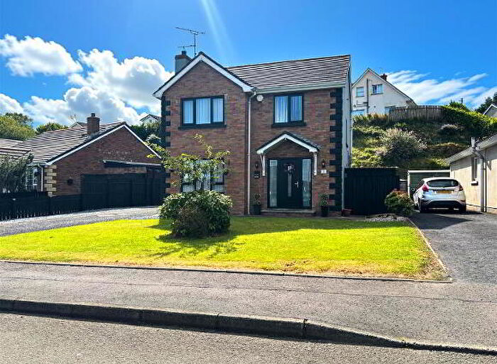 3 Bedroom Detached House For Sale In Briar Hill, Londonderry, BT47