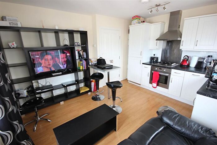 2 Bedroom Flat To Rent In Fortune Avenue, Edgware, HA8
