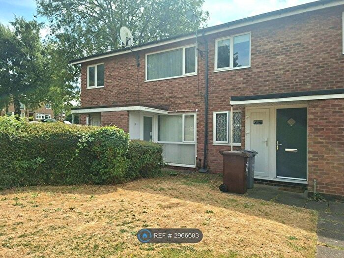 2 Bedroom Maisonette To Rent In Banbrook Close, Solihull, B92