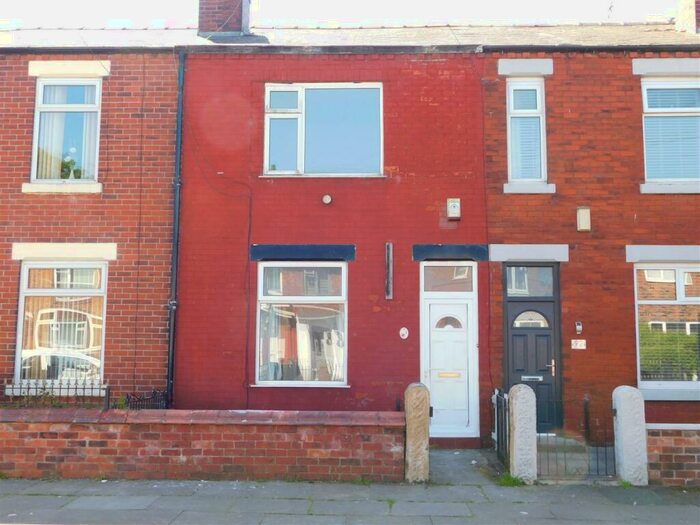 2 Bedroom Town House To Rent In Anson Street, Manchester, M30