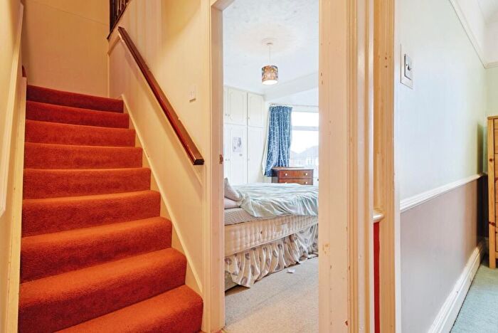 3 Bedroom Semi-Detached House For Sale In Wolfreton Lane, Willerby, Hull, HU10
