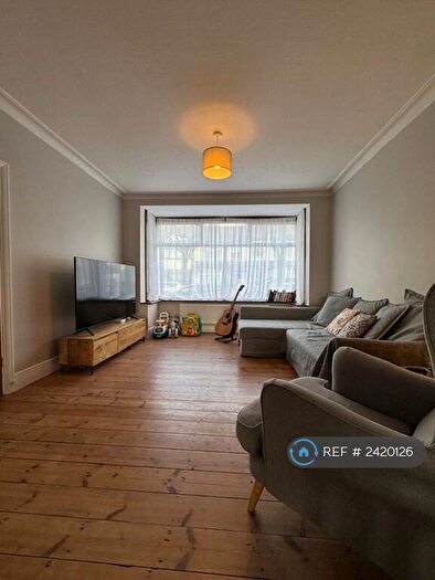 3 Bedroom Terraced House To Rent In Albert Avenue, London, E4