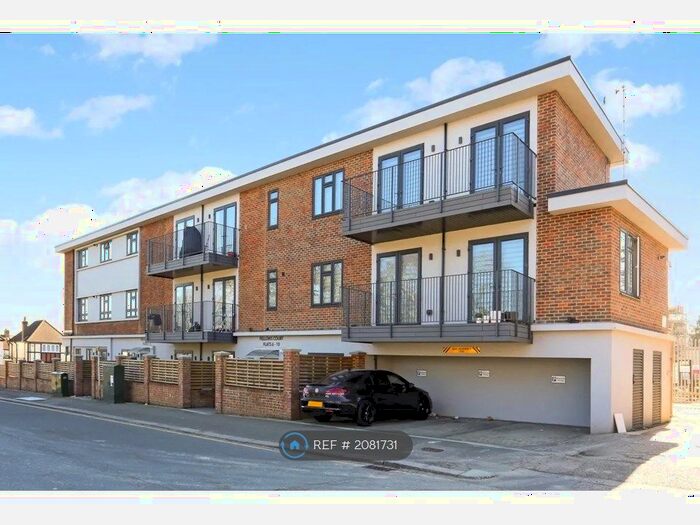 1 Bedroom Flat To Rent In Fellows Court, Watford, WD24
