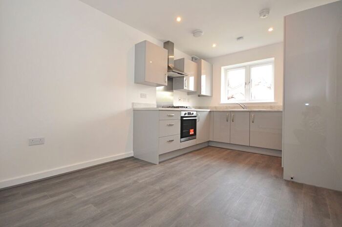 3 Bedroom Semi-Detached House To Rent In Spindle Way, Hardwicke, Gloucester, GL2