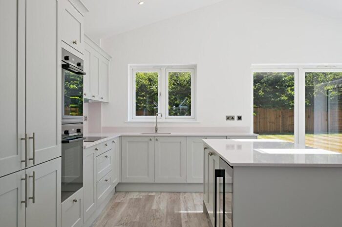 4 Bedroom Detached House For Sale In Summerfield Close, Staple, Canterbury, Kent, CT3