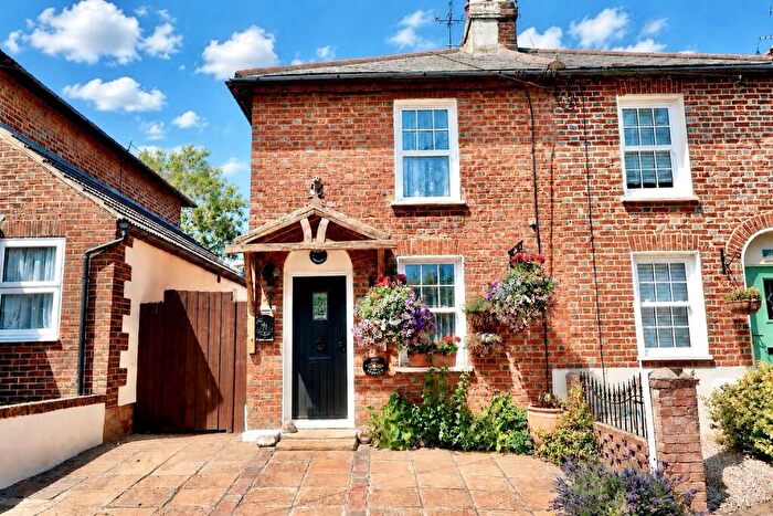 2 Bedroom Semi Detached House For Sale In Eynsford Road, Crockenhill, Swanley, BR8