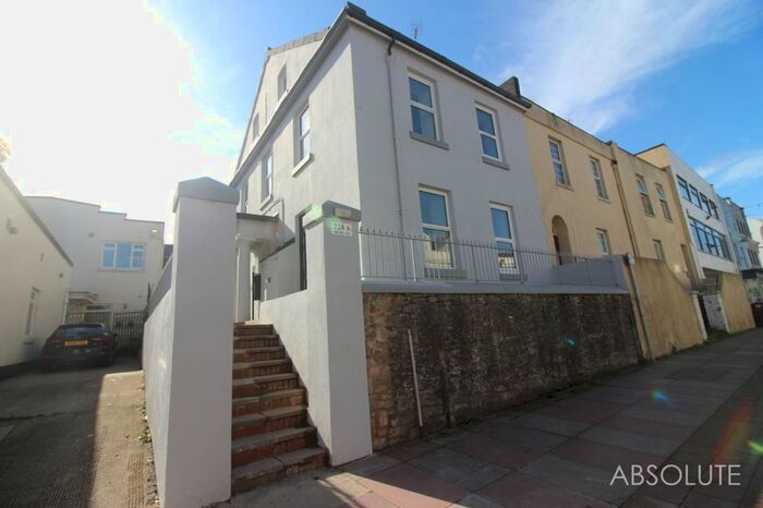 1 Bedroom Flat To Rent In Union Street, Torquay, TQ2