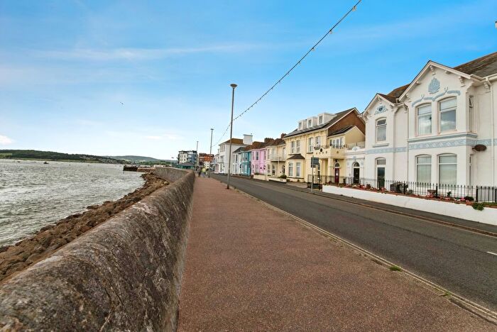2 Bedroom Flat For Sale In Esplanade, Exmouth, Devon, EX8