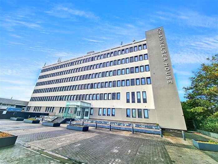 1 Bedroom Flat To Rent In Channelsea House, Stratford, E15