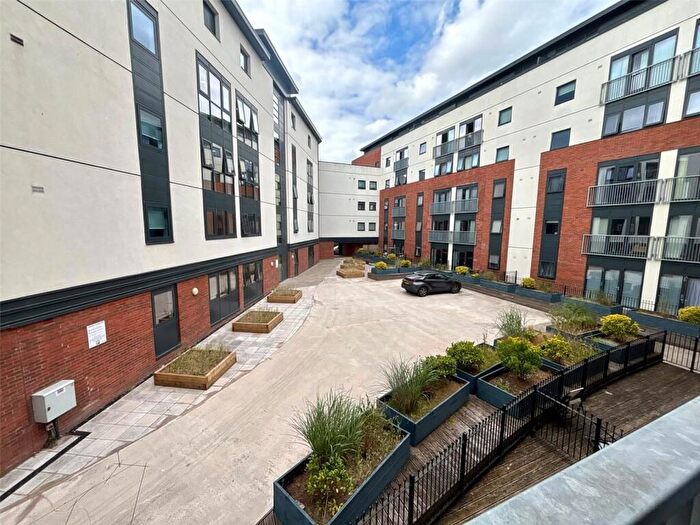 1 Bedroom Flat For Sale In Sand Pits, Birmingham, B1