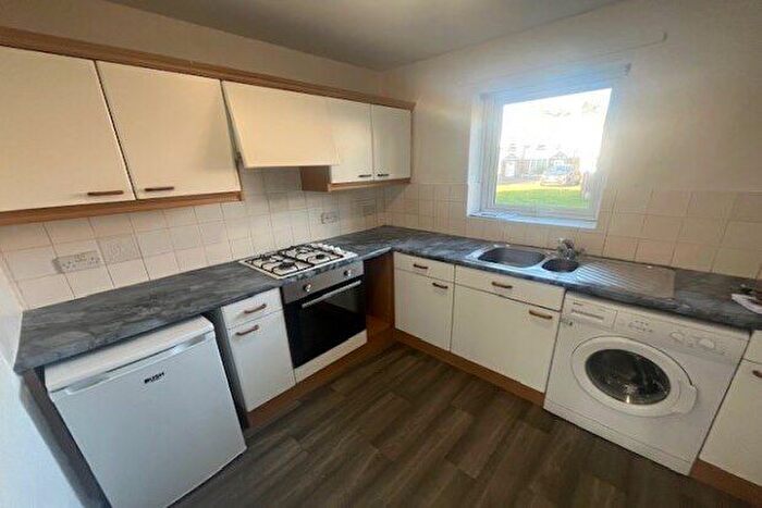2 Bedroom Flat To Rent In Sandown, Whitley Bay, NE25