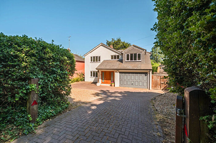 4 Bedroom Detached House For Sale In Old Bisley Road, Frimley, Camberley, Surrey, GU16