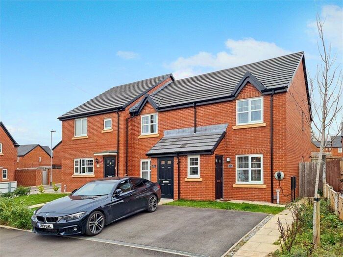 2 Bedroom Semi-Detached House To Rent In Newton Crescent, Middleton, Manchester, M24