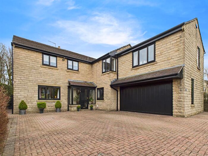 5 Bedroom Detached House For Sale In Green Lane, Buxton, SK17