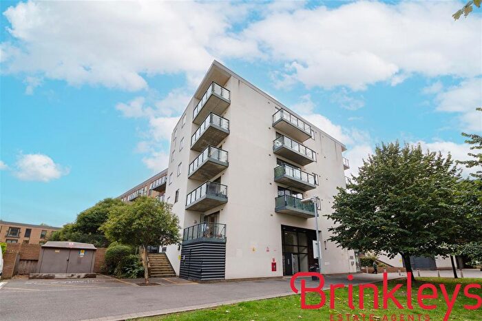 2 Bedroom Flat To Rent In Lawrie House, Durnsford Road, Wimbledon, SW19