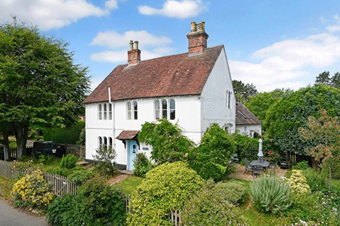 6 Bedroom Detached House For Sale In Kake Street, Waltham, Kent, CT4