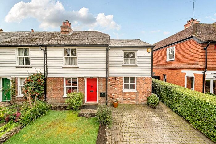 3 Bedroom Property For Sale In The Street, Smarden, Ashford, TN27