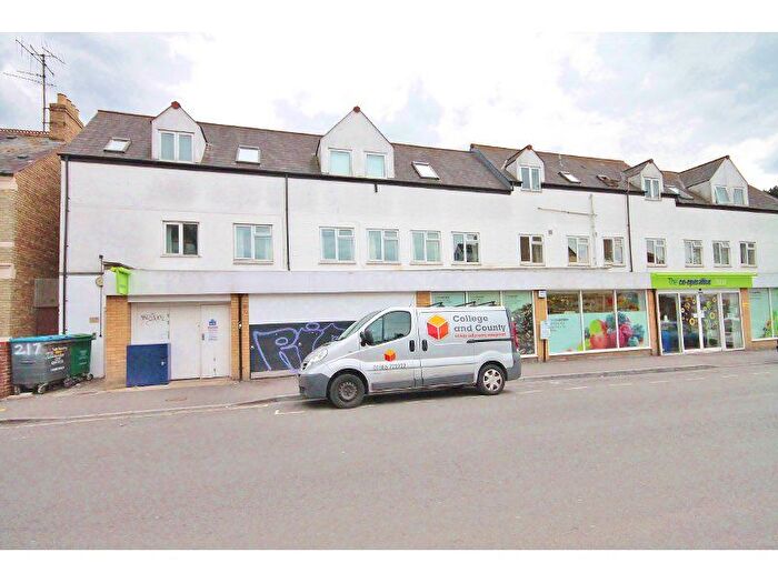 3 Bedroom Flat To Rent In Cowley Road, Oxford, OX4