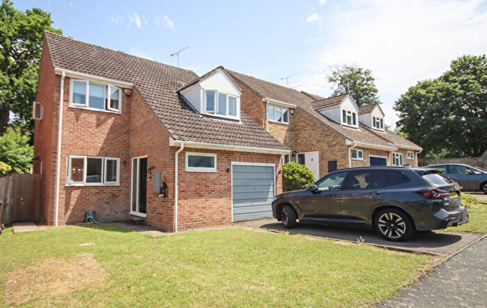 4 Bedroom Detached House For Sale In Parker Close, Rainham, ME8